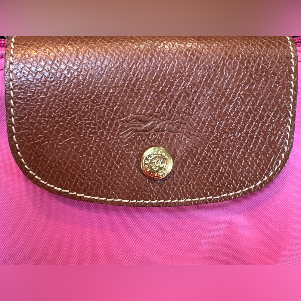 Longchamp Le Pliage Original tote, in pink nylon with brown leather trim. Used - Picture 5 of 14